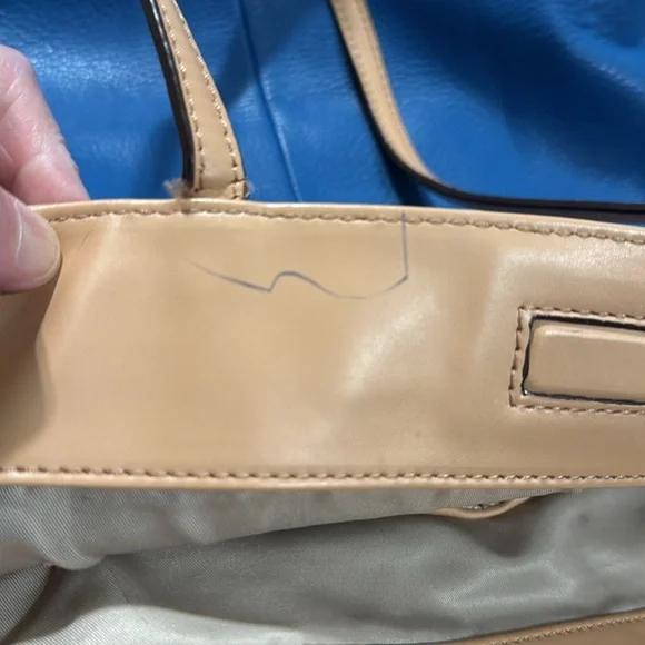 Isaac Mizrahi Blue and Tan Tote Bag - Picture 10 of 11